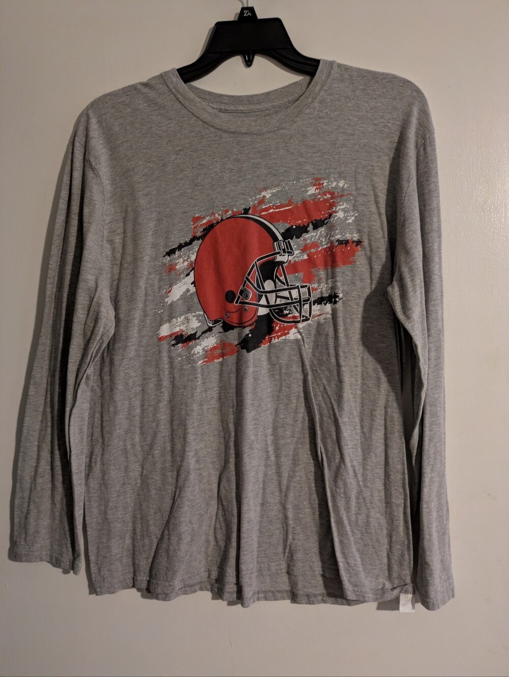 Cleveland Browns XL Gray Long Sleeve Shirt NFL Football Helmet